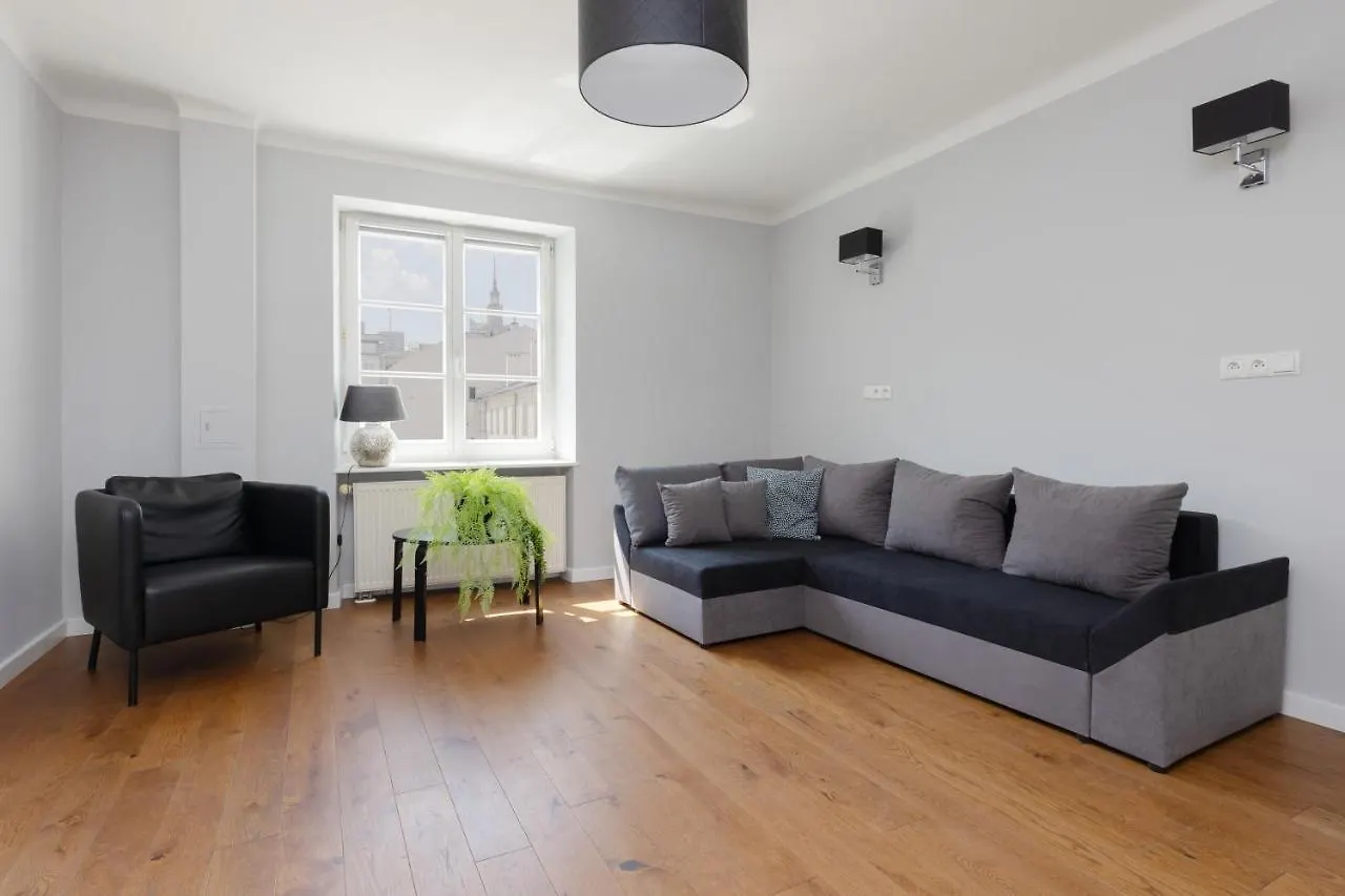 City Center Aparthotel Chmielna By Noclegi Renters Варшава Польша