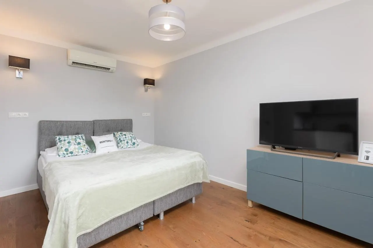 City Center Aparthotel Chmielna By Noclegi Renters Warszawa 0*,  Polska
